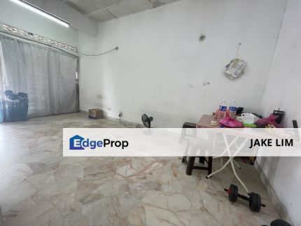 1sty Taman Sri Serdang, Seri Kembangan 20x70, Selangor, Seri Kembangan