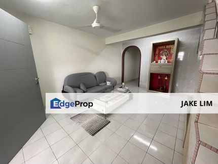 Taman Bukit Serdang, Seri Kembangan, 2 Storey House For Sale , Selangor, Seri Kembangan