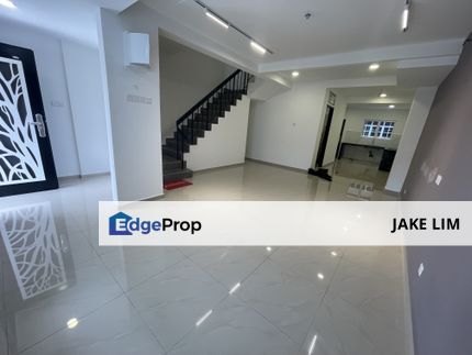 Taman Puchong Utama, Puchong, 2 Storey House Fully Renovated , Selangor, Puchong