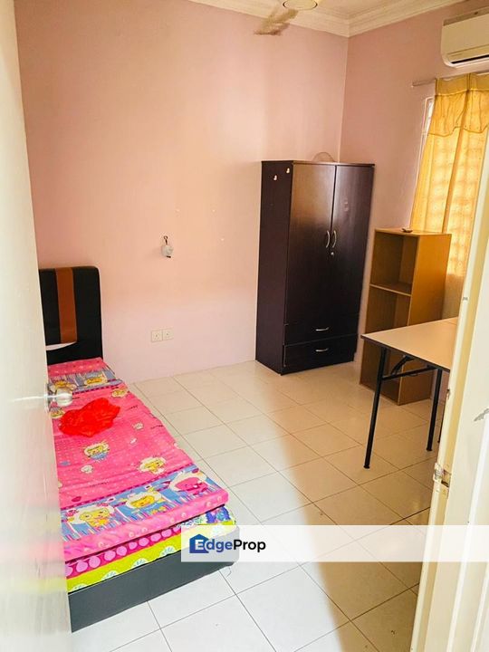 Puncak Banyan, 3R2B , Partially Furnished, Near UCSI , Cheras 820Ssf, Kuala Lumpur, Cheras