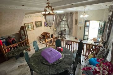 SL7, Bandar Sungai Long