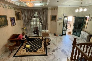 SL7, Bandar Sungai Long