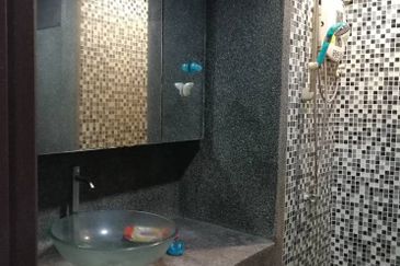 SL 13 Bandar Sungai Long, 2 Storey House SL 13