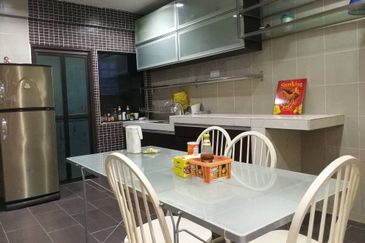 SL 13 Bandar Sungai Long, 2 Storey House SL 13