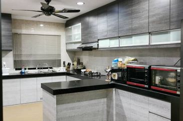 SL 2, Bandar Sungai Long