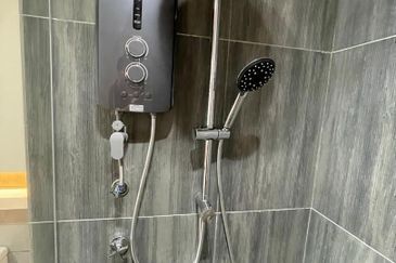 Meta Residence @ Meta City