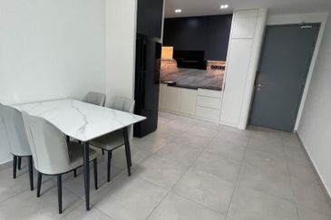 Meta Residence @ Meta City