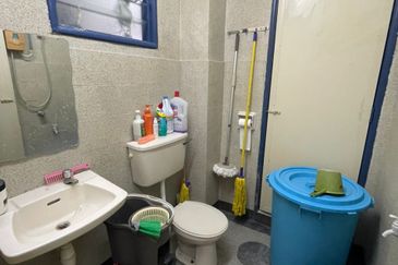 SL 11, Bandar Sungai Long