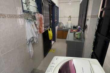 SL 11, Bandar Sungai Long