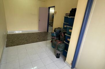 SL 11, Bandar Sungai Long