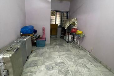 SL 11, Bandar Sungai Long