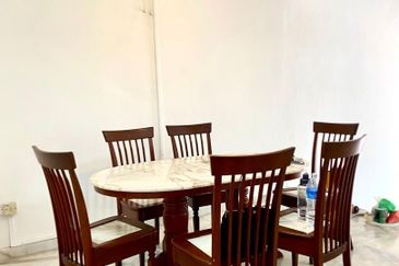 SL7, Bandar Sungai Long