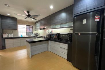 SL 2, Bandar Sungai Long