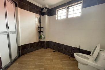 SL 2, Bandar Sungai Long