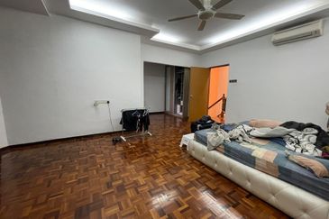 SL 2, Bandar Sungai Long