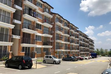 Villa Court @ Goodview Height