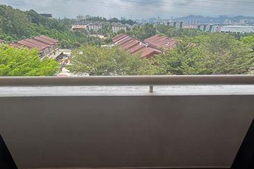 Excelsa Apartment, Taman Universiti Indah