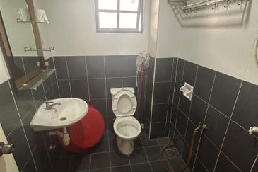 Excelsa Apartment, Taman Universiti Indah