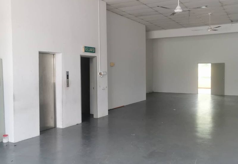 Elite 33 Signature Business Park