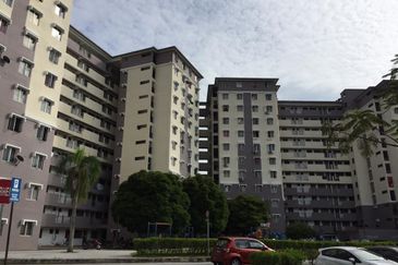 Pangsapuri Putra Harmoni, Precint 9