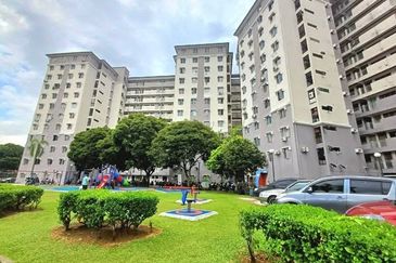 Pangsapuri Putra Harmoni, Precint 9