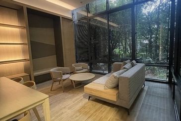 Henna Residence @ The Quartz