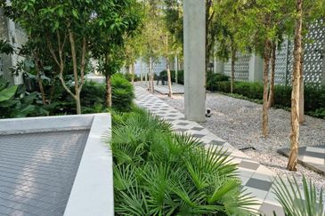 UNA Serviced Apartment