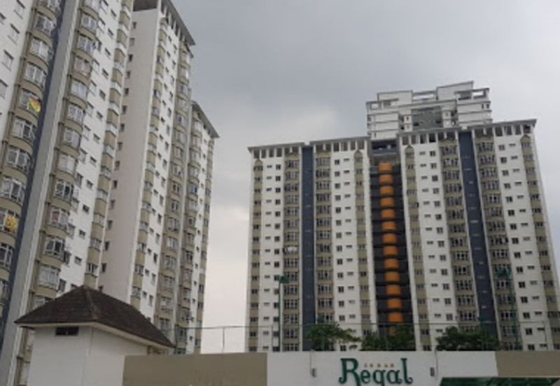 Endah Regal Condominium