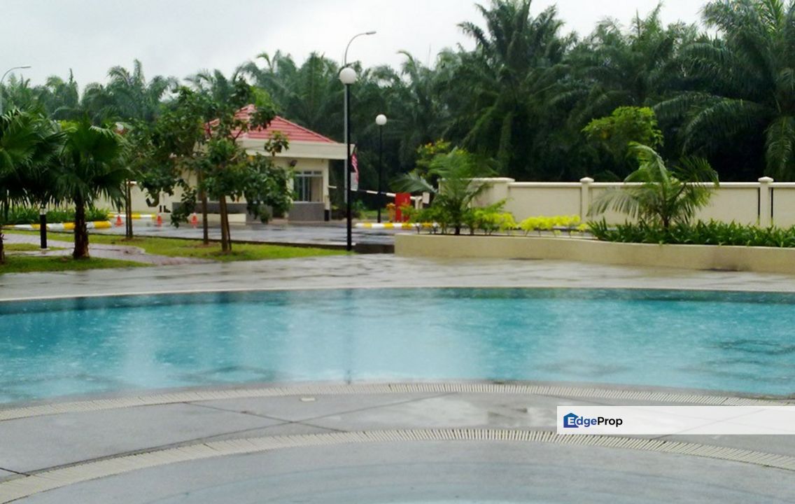 Putra Intan condo Dengkil Selangor apartment for sale, Selangor, Dengkil