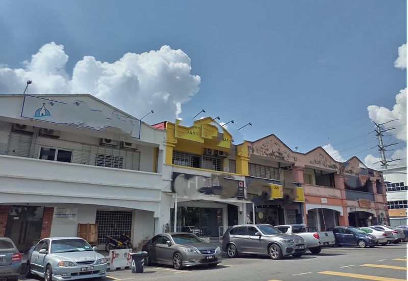 Pusat Perdagangan Seri Kembangan