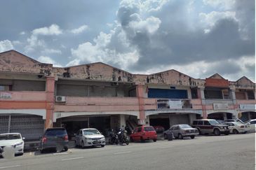 Pusat Perdagangan Seri Kembangan