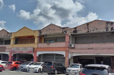 Pusat Perdagangan Seri Kembangan