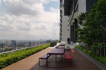 Waltz Residences @ Paradigm Garden City