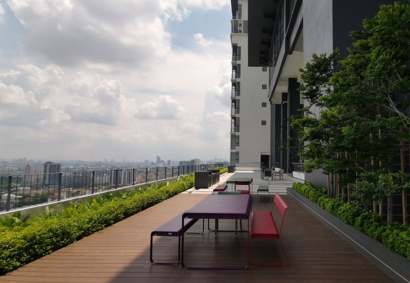 Waltz Residences @ Paradigm Garden City