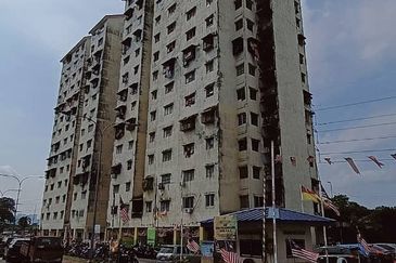 Apartment Desa Perangsang