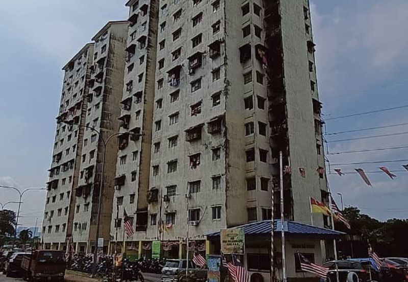 Apartment Desa Perangsang