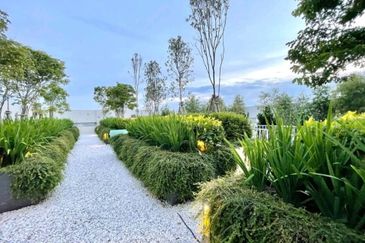 UNA Serviced Apartment