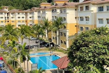 Sri Baiduri Apartment