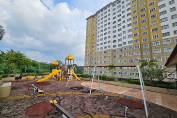 Putra Suria Residency Apartment