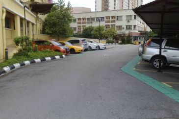 Casa Prima Condominium