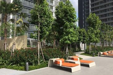 Pandora @ Tropicana Metropark