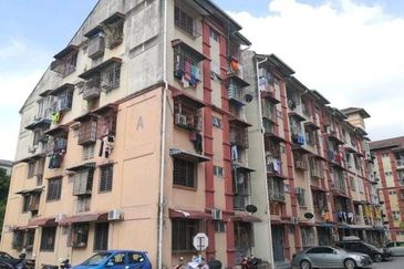 Pangsapuri Kasturi Tiara