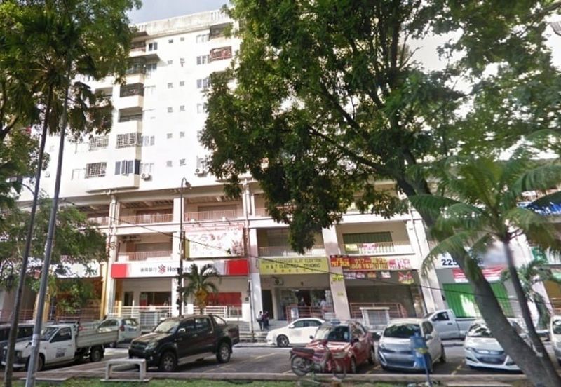 Plaza Sinar Apartment