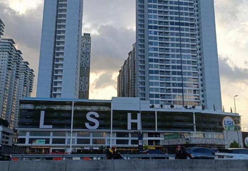 LSH33 ( Laman Seri Harmoni )