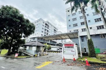 Kemensah Villa Condominium