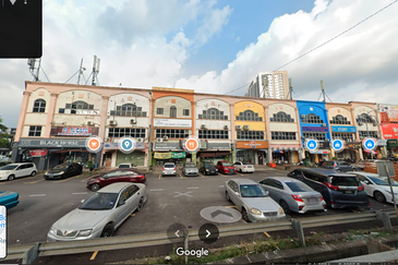 Pusat Perdagangan Seri Kembangan