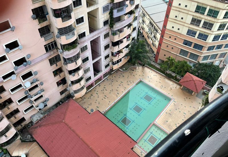Sri Gotong Apartment