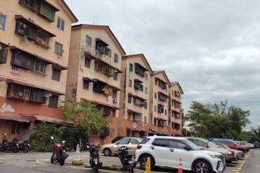 Melur Apartment
