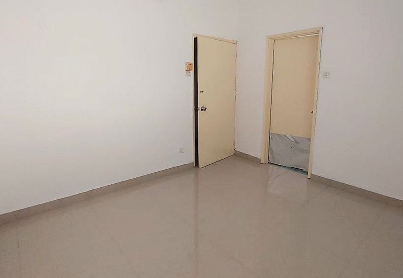 Taman Kinrara Seksyen 2