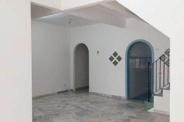 Taman Kinrara Seksyen 2